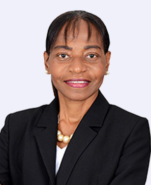 Photo of Andrea Henry